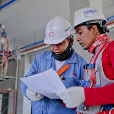 Two people discussion on construction measures