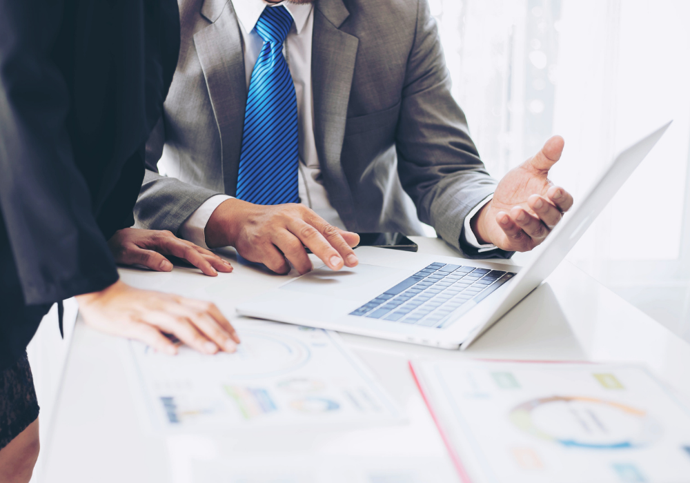 Image of a business meeting