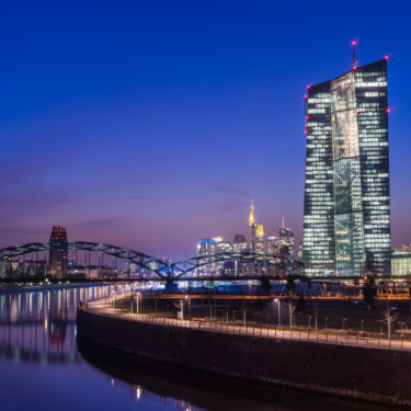 Central banks walk a thin line in setting policy rates