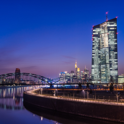 Central banks walk a thin line in setting policy rates